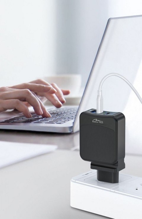 Zasilacz uniwersalny 65W 2x USB-C PD 1x USB 3.0 QC