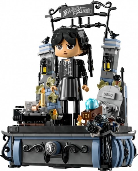 Klocki Wednesday 76780 Figurka Wednesday Addams