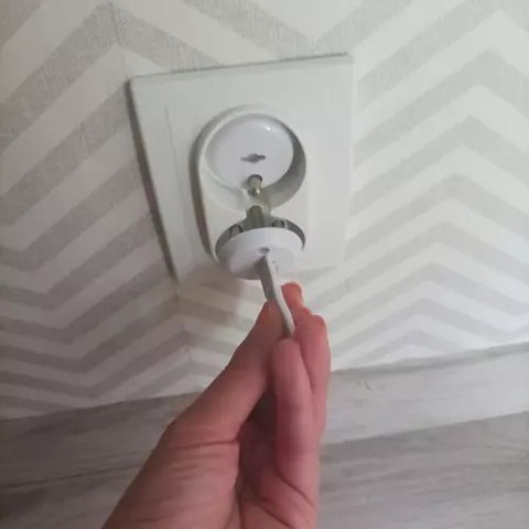 Zabezpieczenie do gniazdka- białe Ruhhy 19223 Ruhhy Zabezpieczenie do gniazdka- białe Ruhhy 19223 Ruhhy